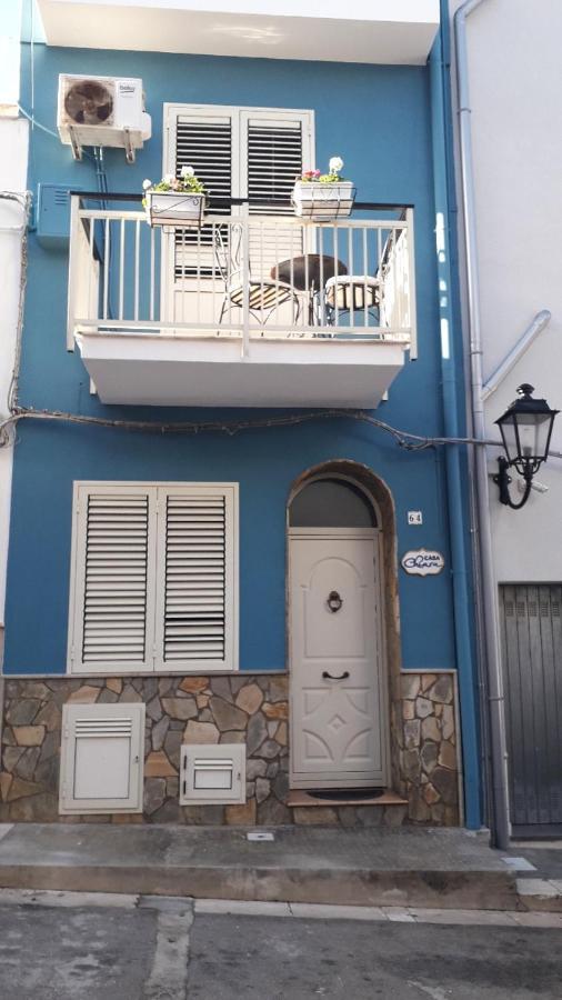 Casa Vacanze Chiara Terrasini Bagian luar foto