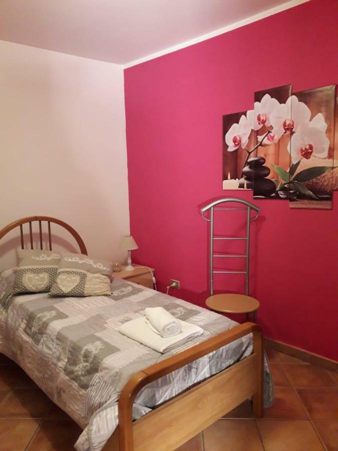 Casa Vacanze Chiara Terrasini Bagian luar foto
